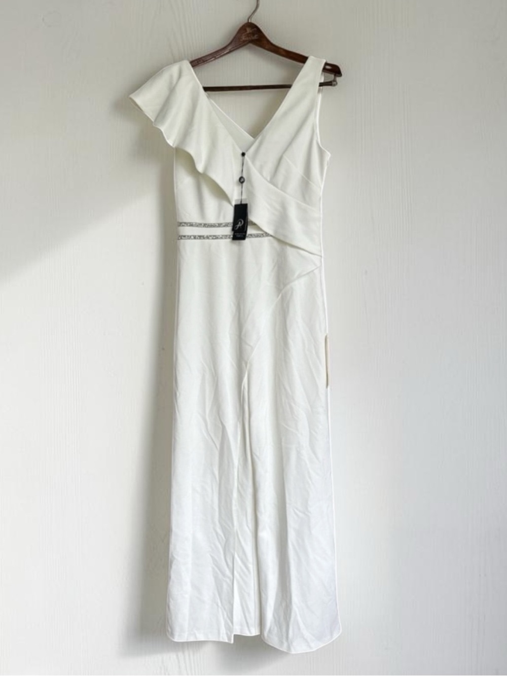 NWT Adrianna Papell Ivory Crepe One-Shoulder Jumpsuit w Crystal Waist (8) - Picture 1 of 12